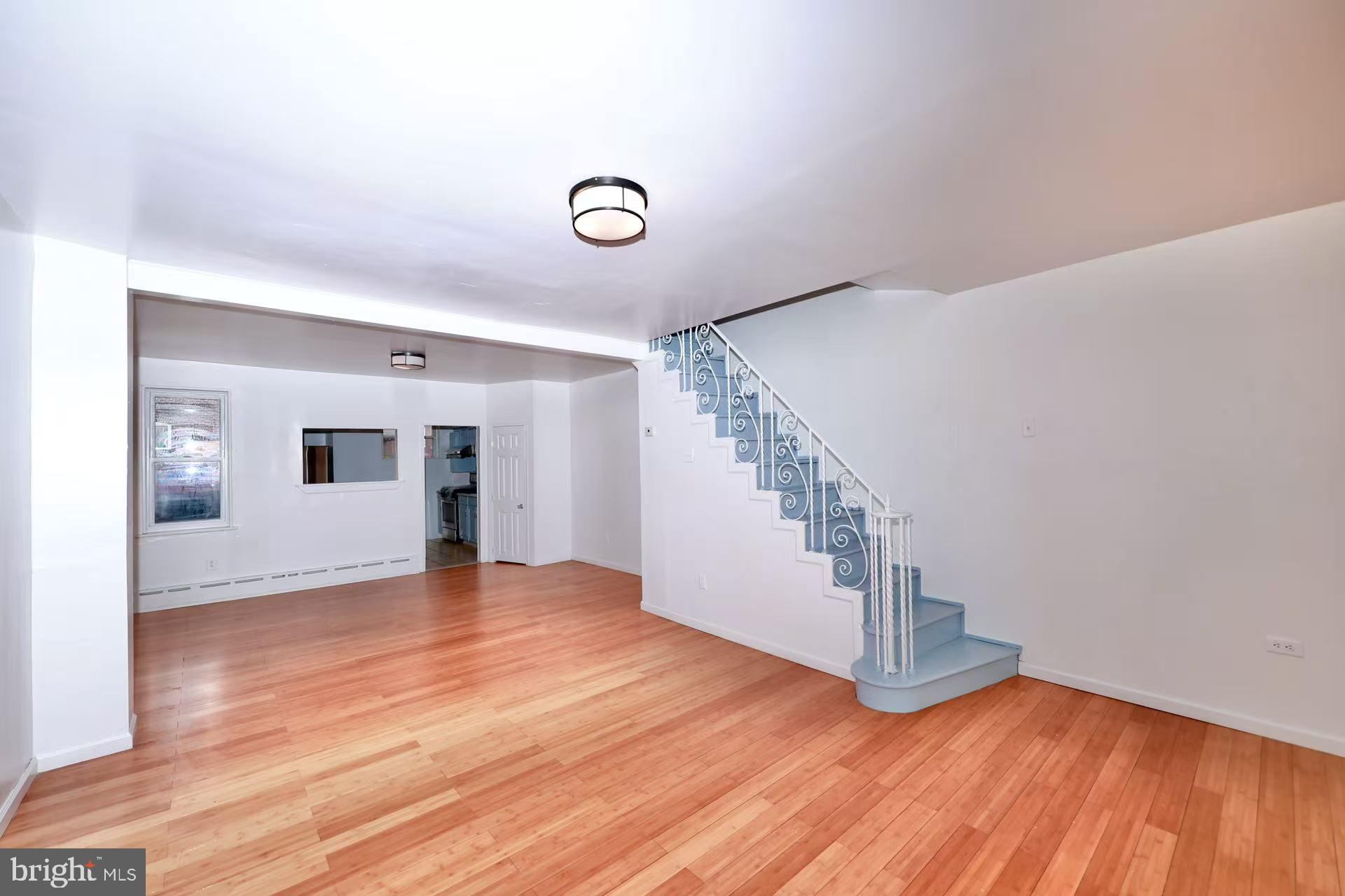 PHILADELPHIA (NORTHEAST) - Residential