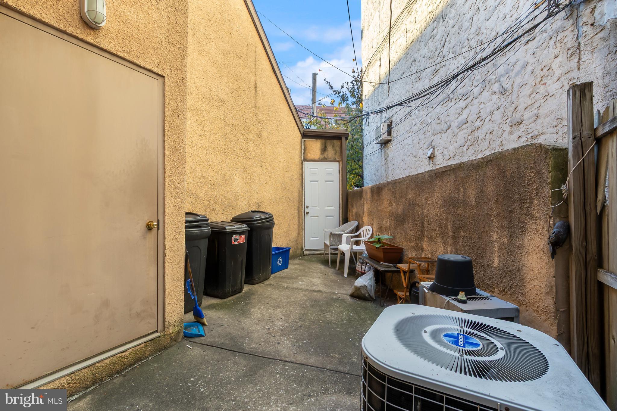 EAST PASSYUNK CROSSING - Commercial Sale