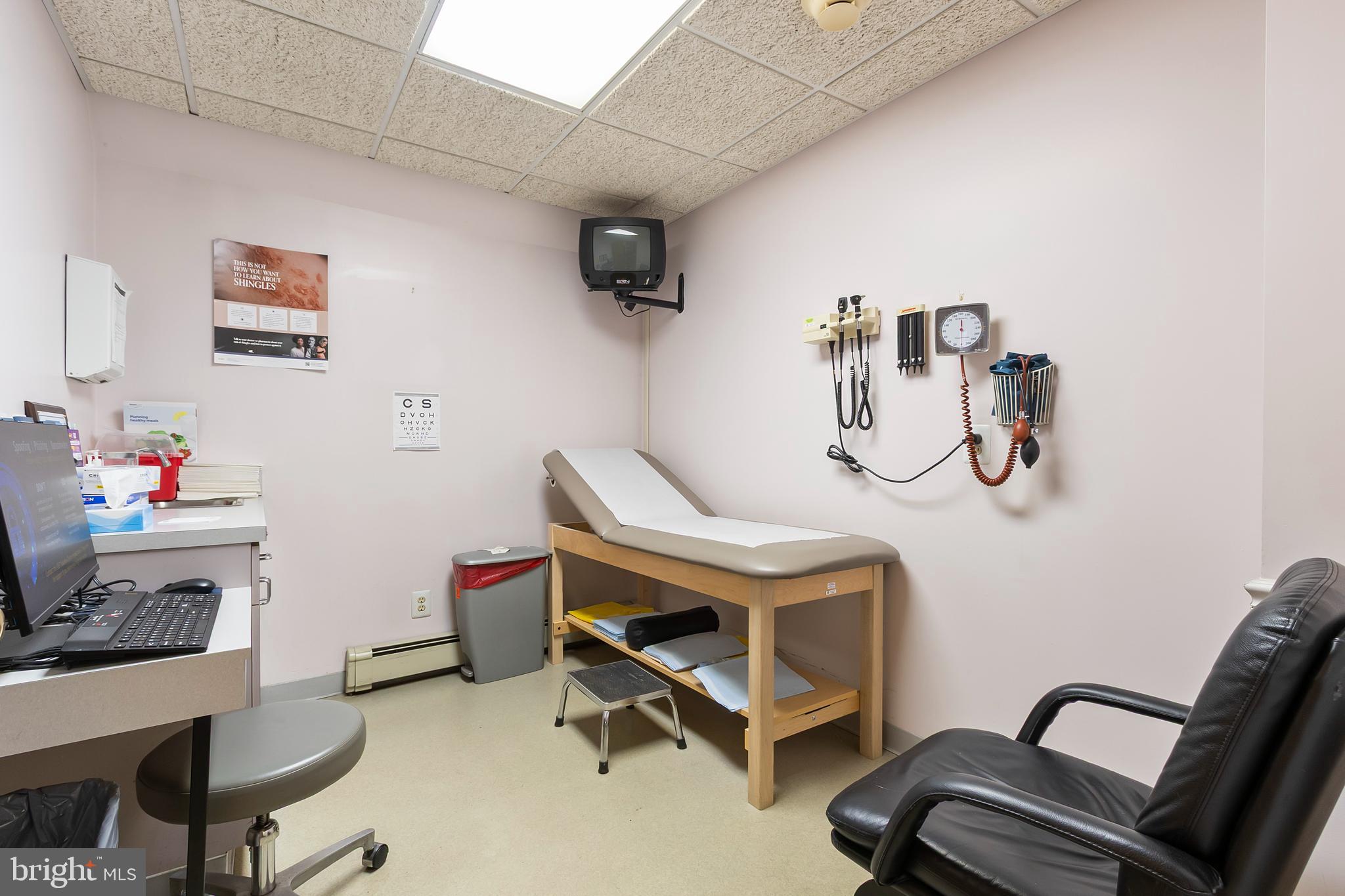 EAST PASSYUNK CROSSING - Commercial Sale