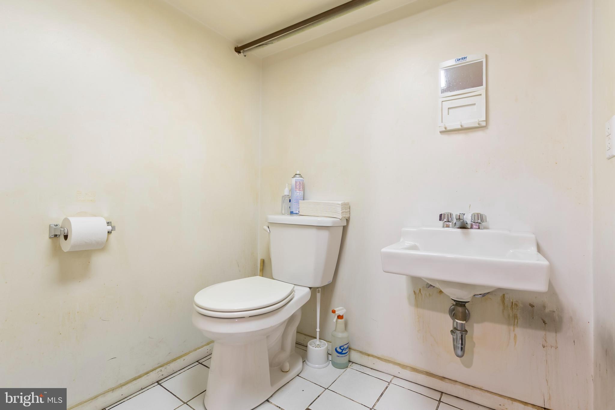 EAST PASSYUNK CROSSING - Commercial Sale