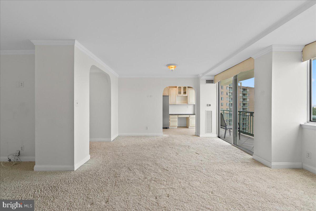 MARINA TOWERS - Residential Lease