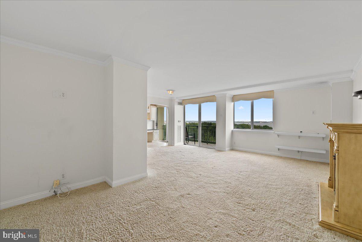 MARINA TOWERS - Residential Lease