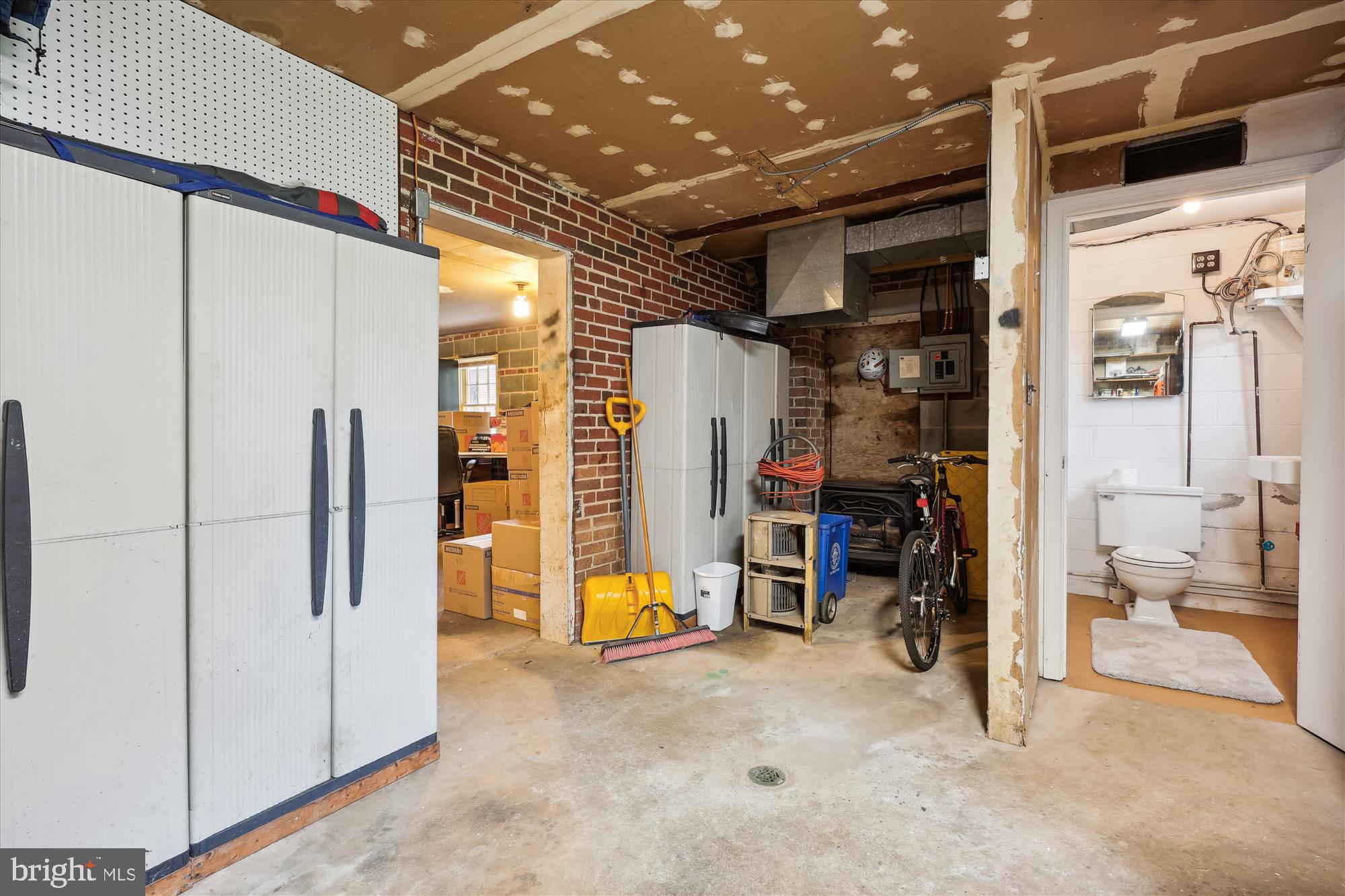 COLESVILLE FARM ESTATES - Residential