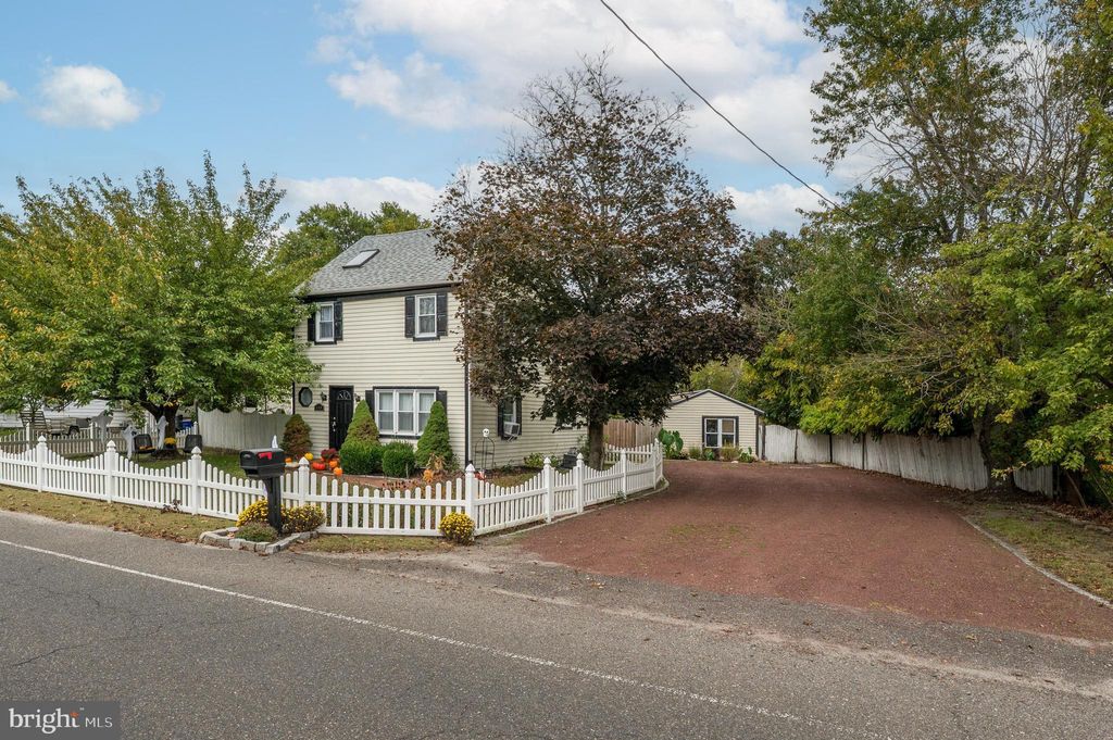 Photo of 145 New Rd, TABERNACLE, NJ 08088 (MLS # NJBL2097574)