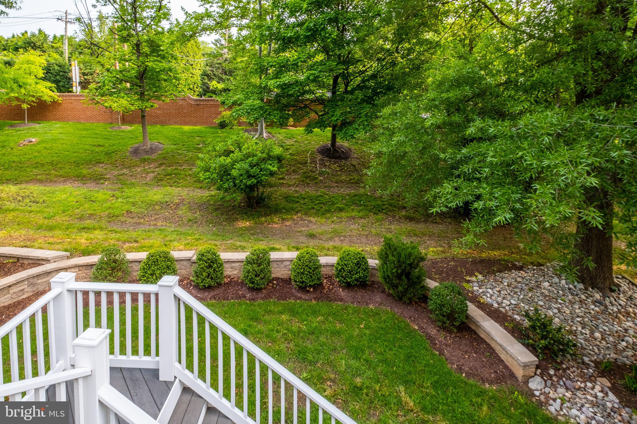 CHEVY CHASE COMMONS - Residential