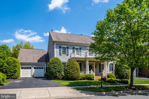 Photo of 3806 VILLAGE PARK DR, CHEVY CHASE, MD 20815 (MLS # MDMC2081730)