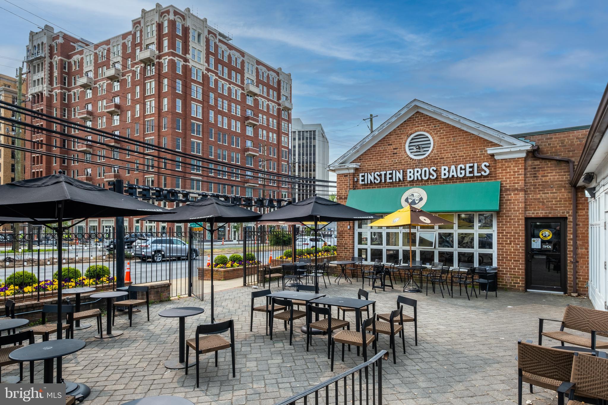 CHEVY CHASE COMMONS - Residential