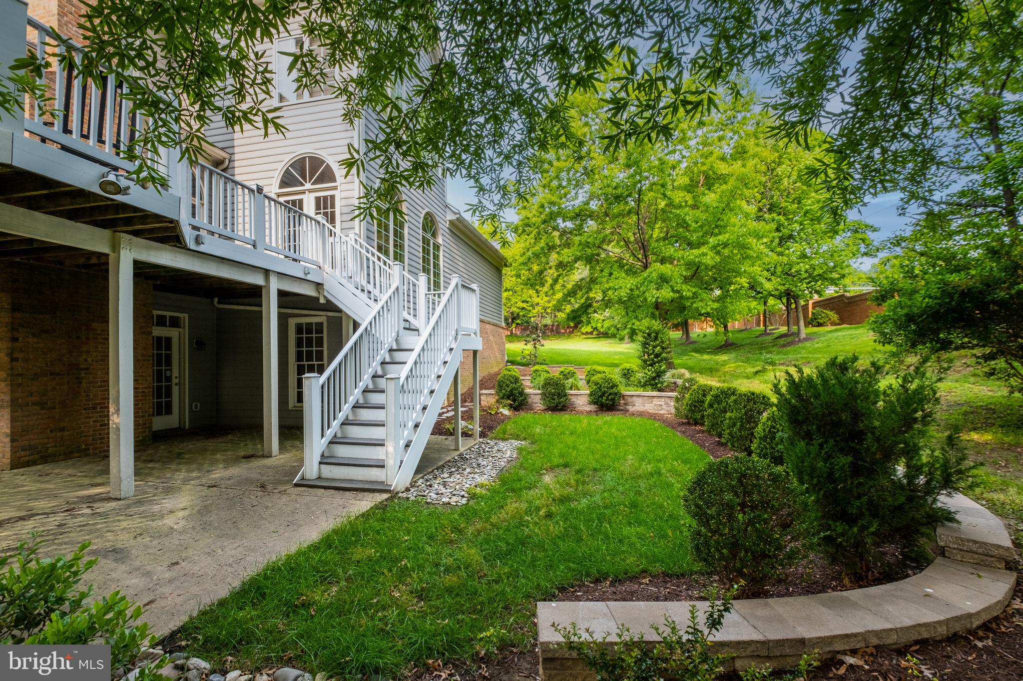 CHEVY CHASE COMMONS - Residential