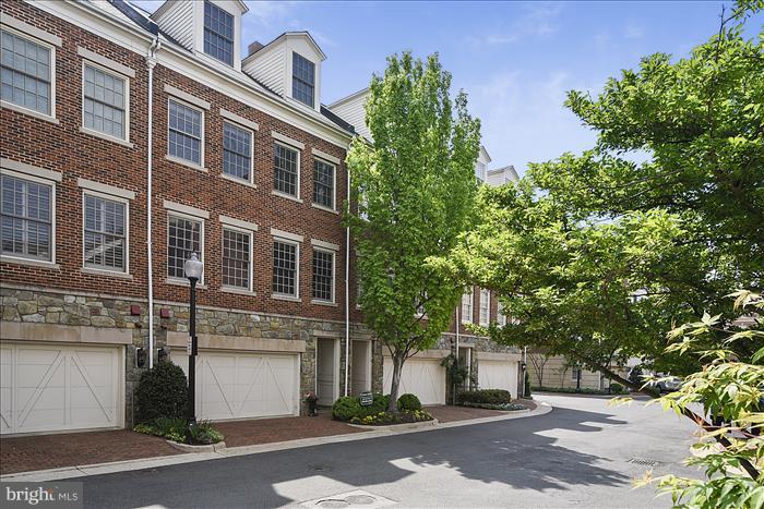 FORDS LANDING - Residential