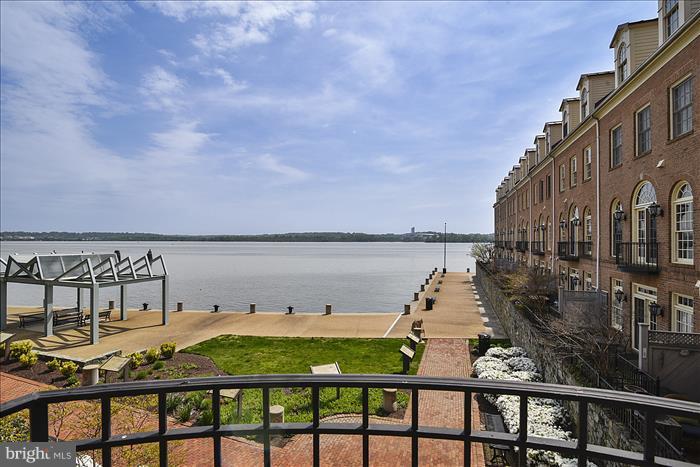 FORDS LANDING - Residential