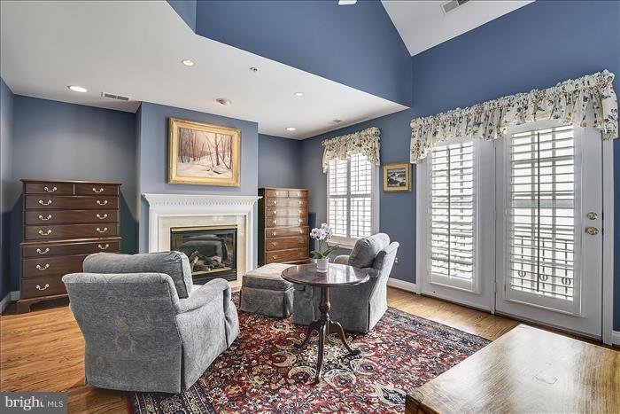 FORDS LANDING - Residential