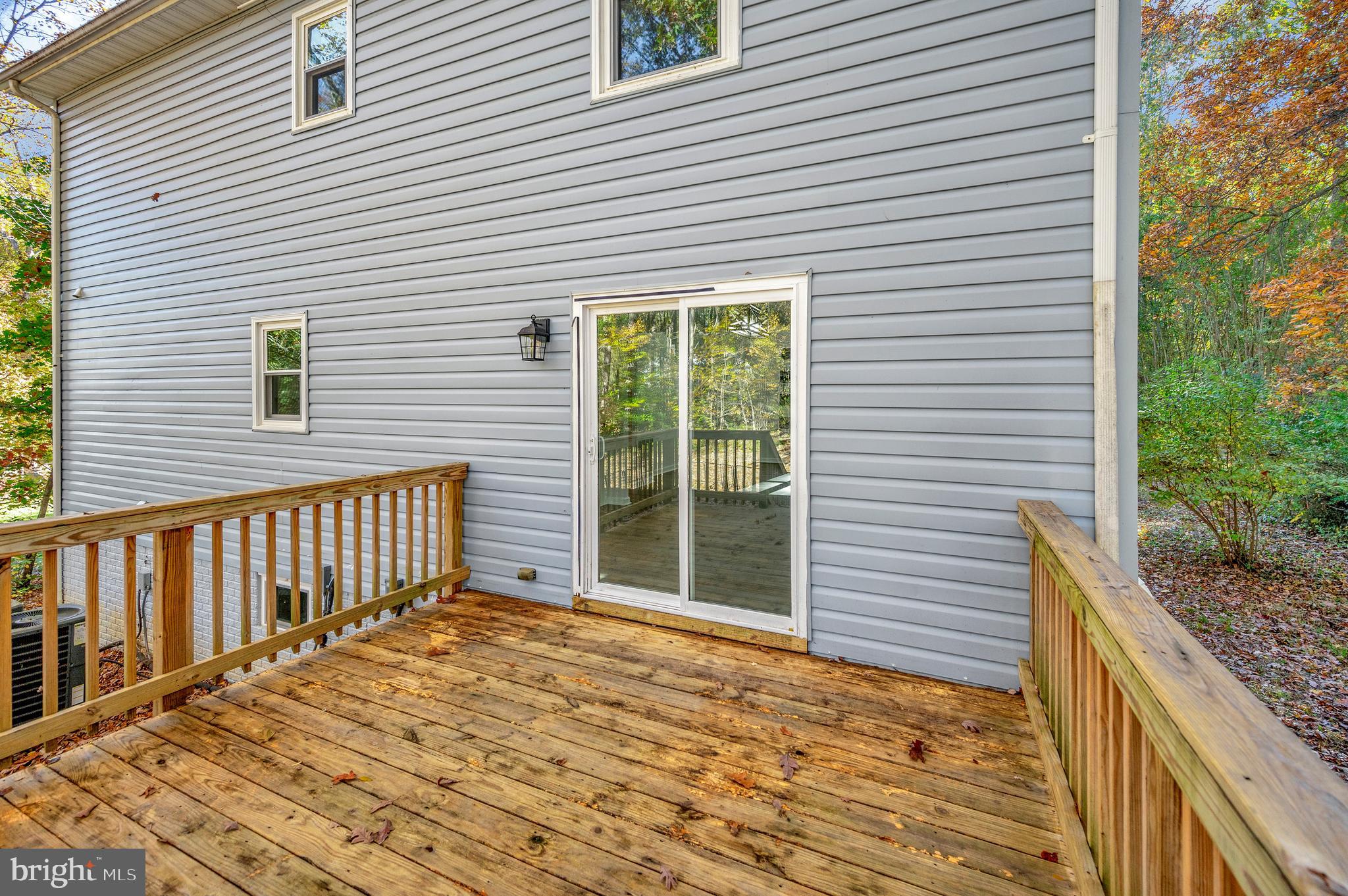 LAKE LAND OR - Residential