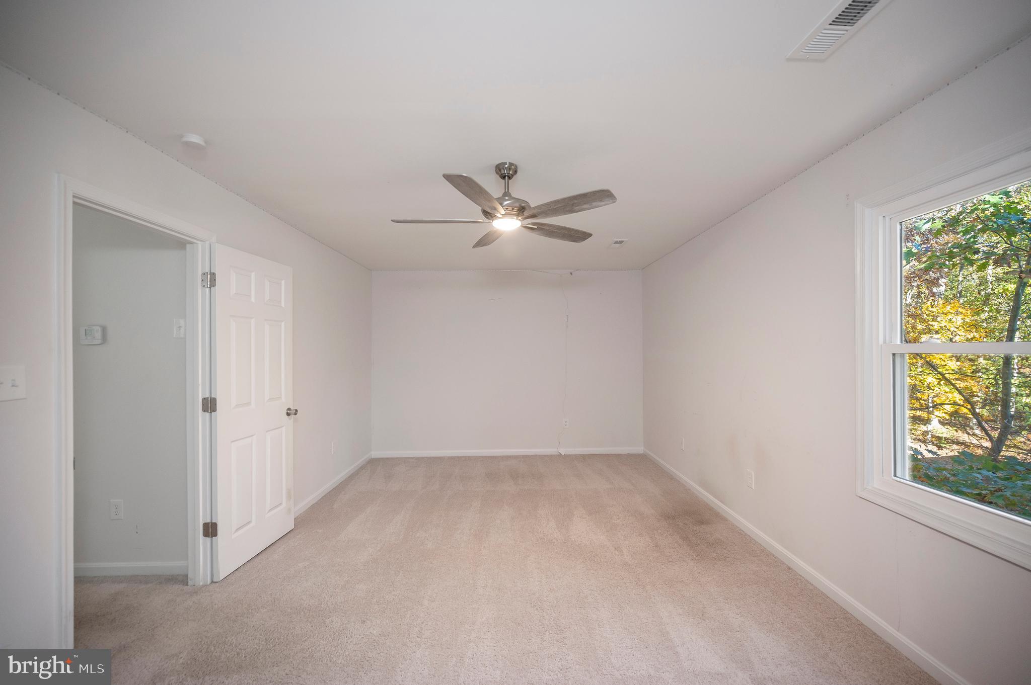 LAKE LAND OR - Residential