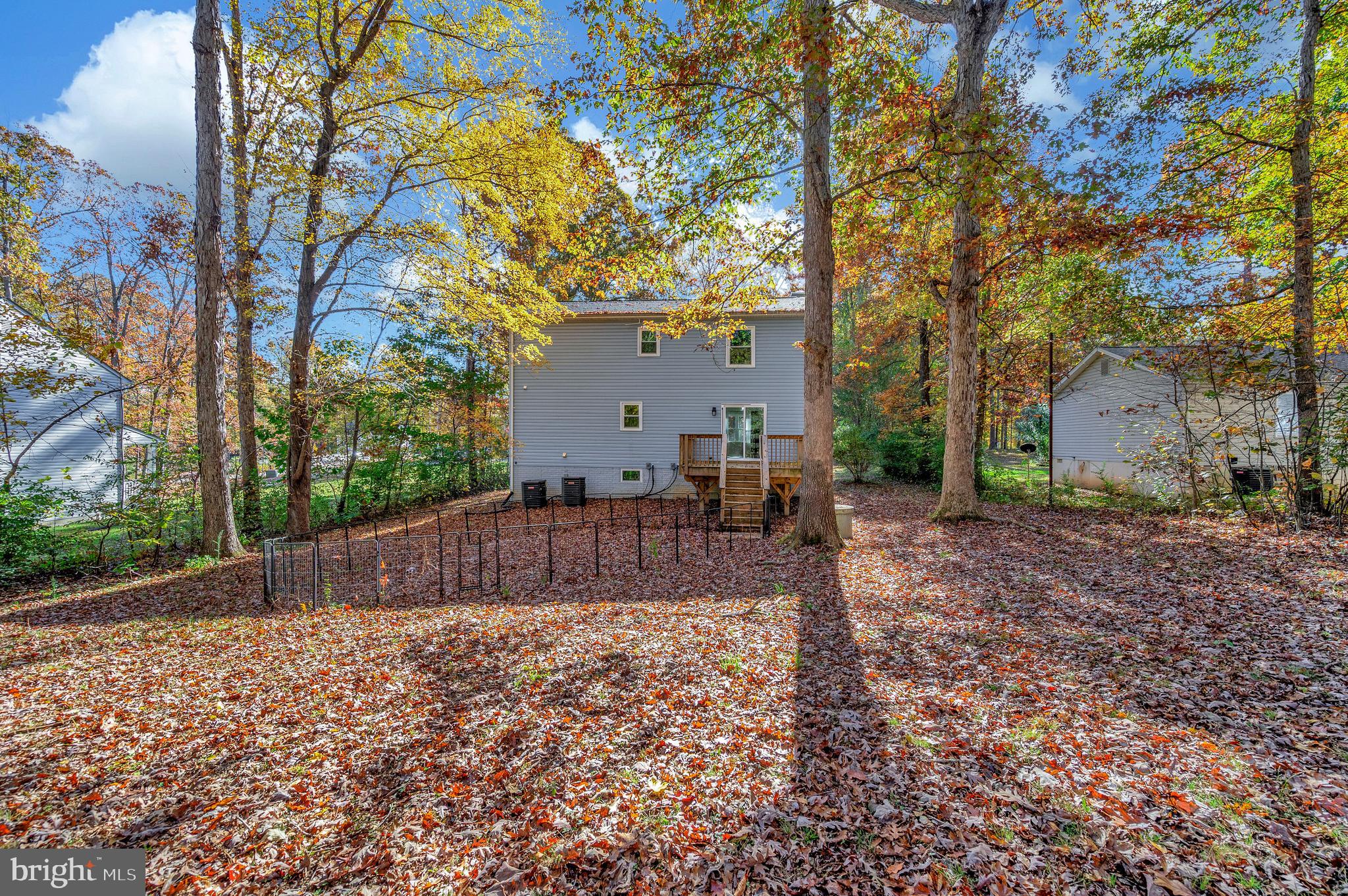 LAKE LAND OR - Residential