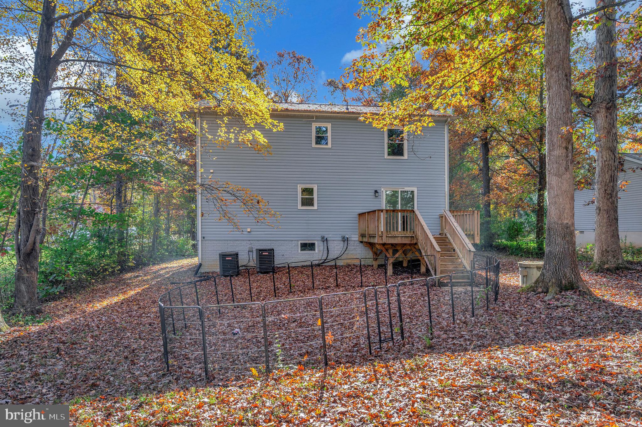 LAKE LAND OR - Residential