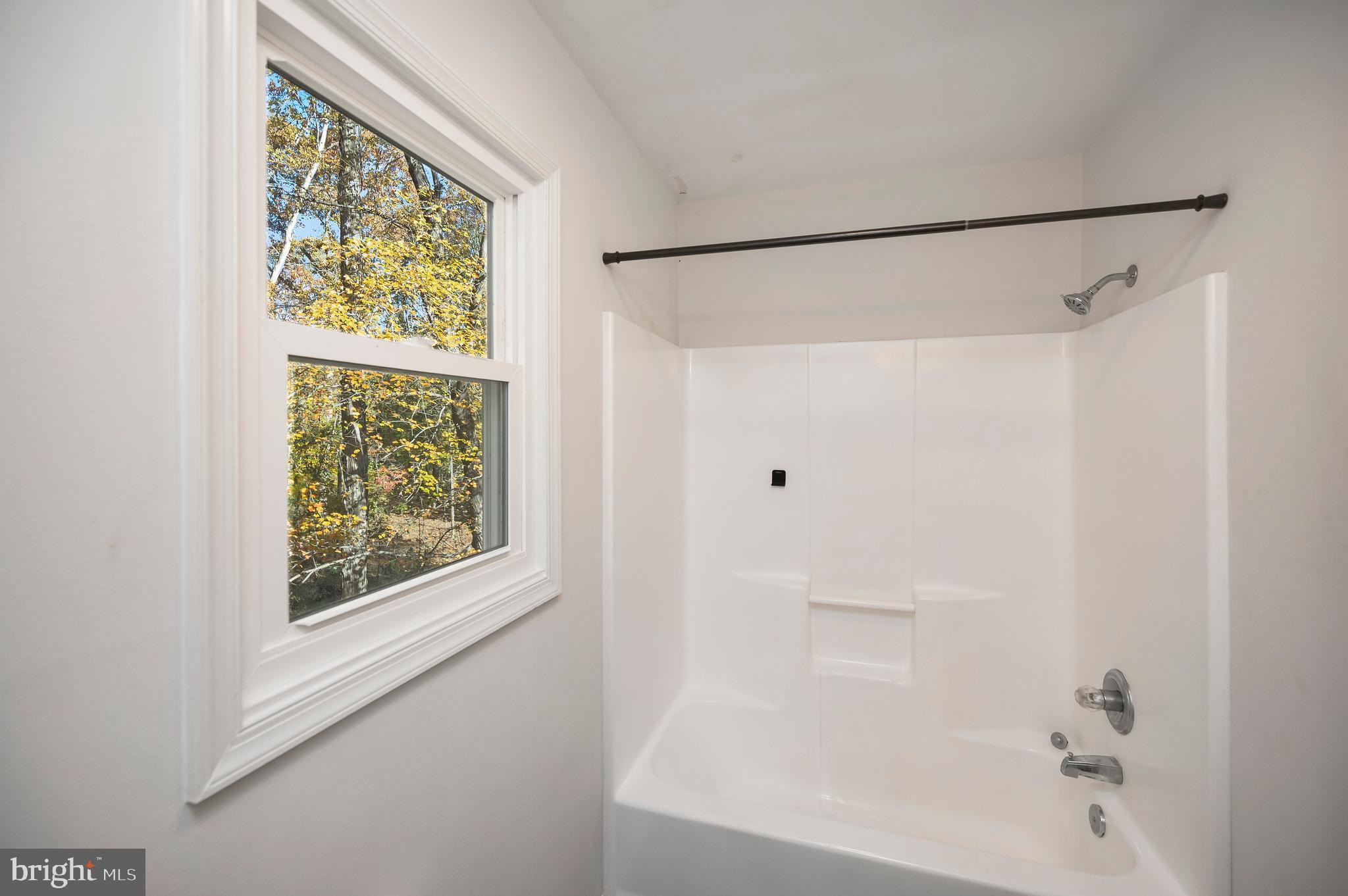 LAKE LAND OR - Residential