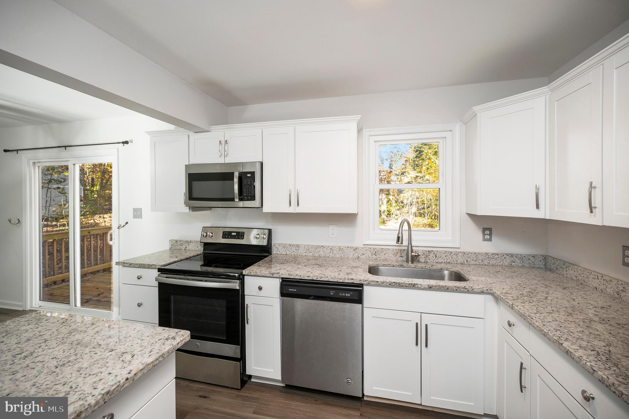 LAKE LAND OR - Residential