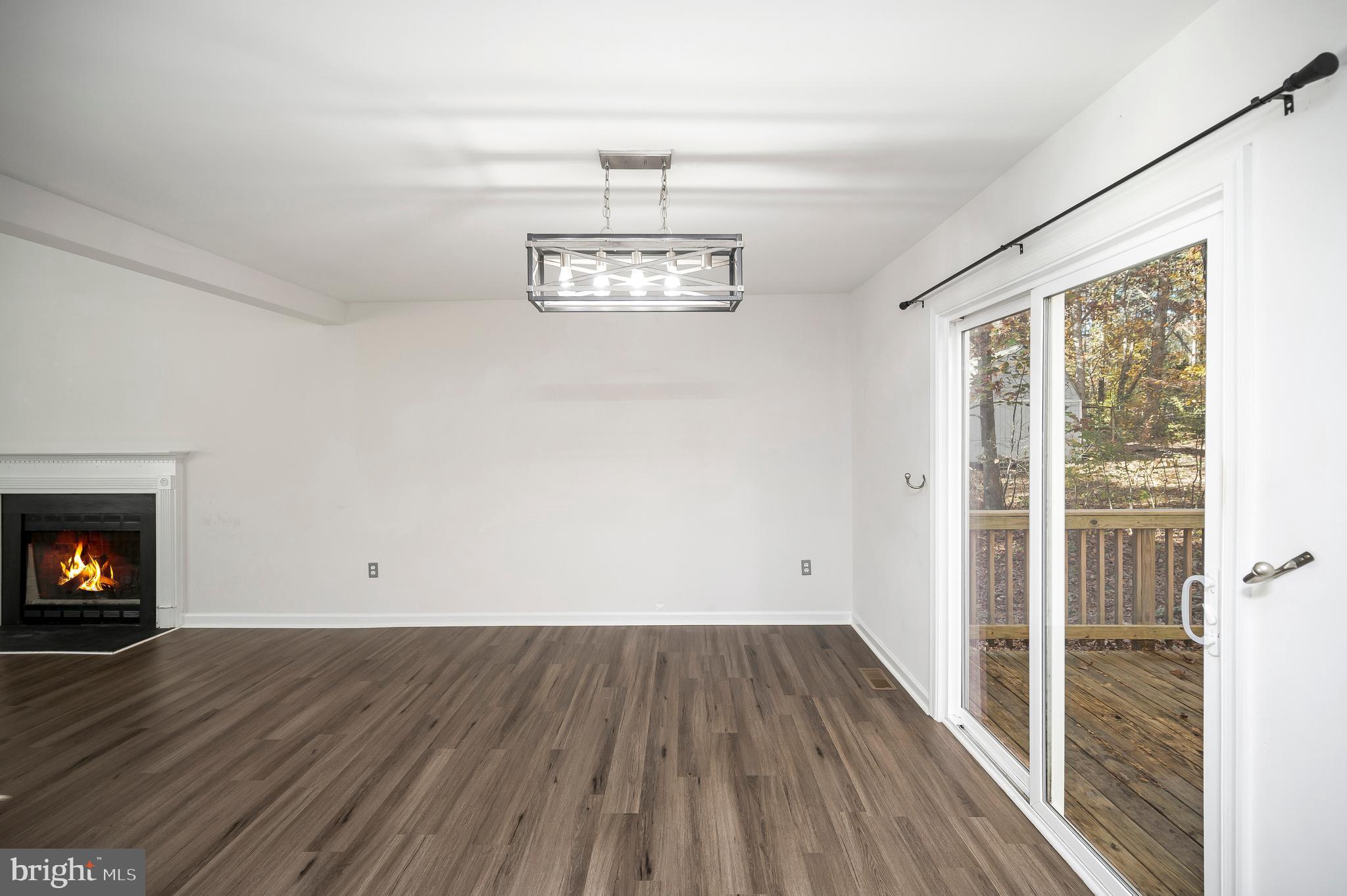 LAKE LAND OR - Residential