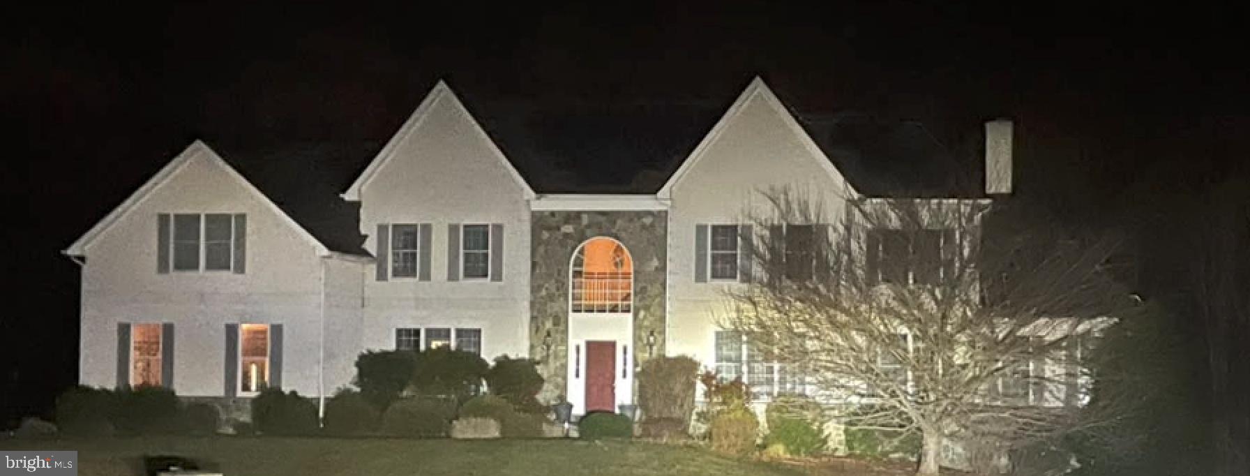 15033 OAK RIDGE COURT