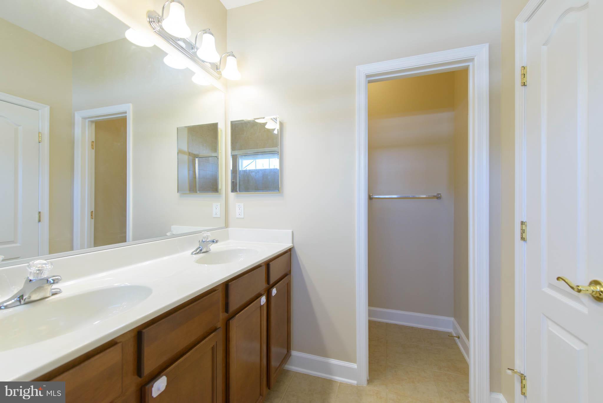 SUMMERFIELD AT MORGAN ST - Residential Lease