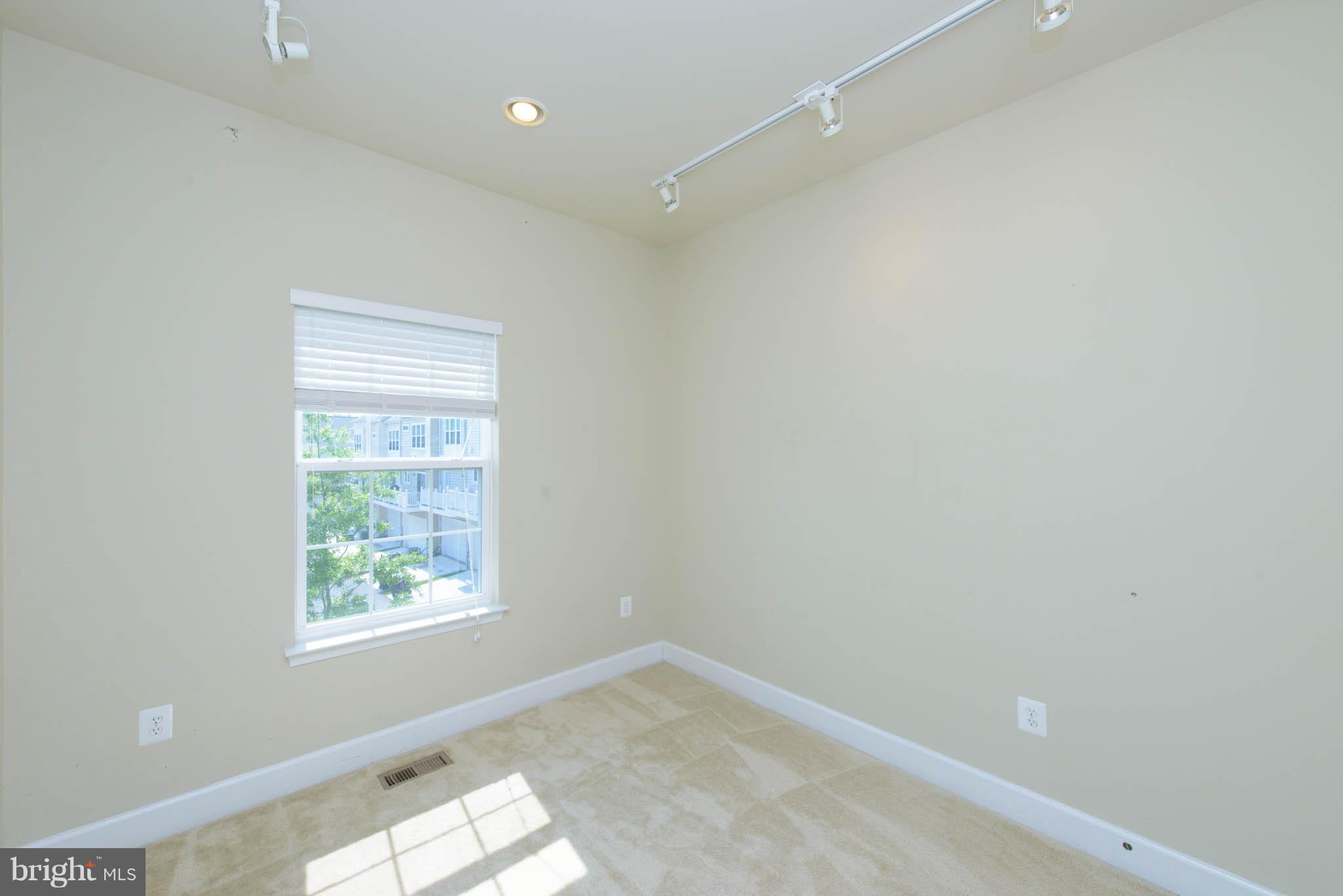 SUMMERFIELD AT MORGAN ST - Residential Lease