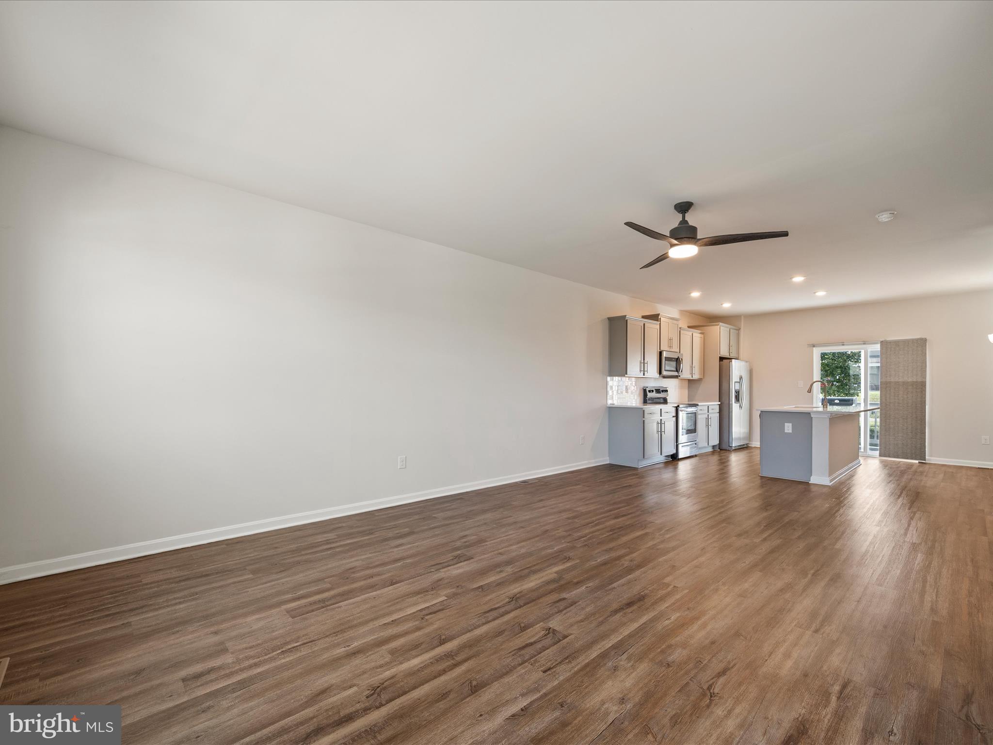 BERKELEY RIDGE - Residential