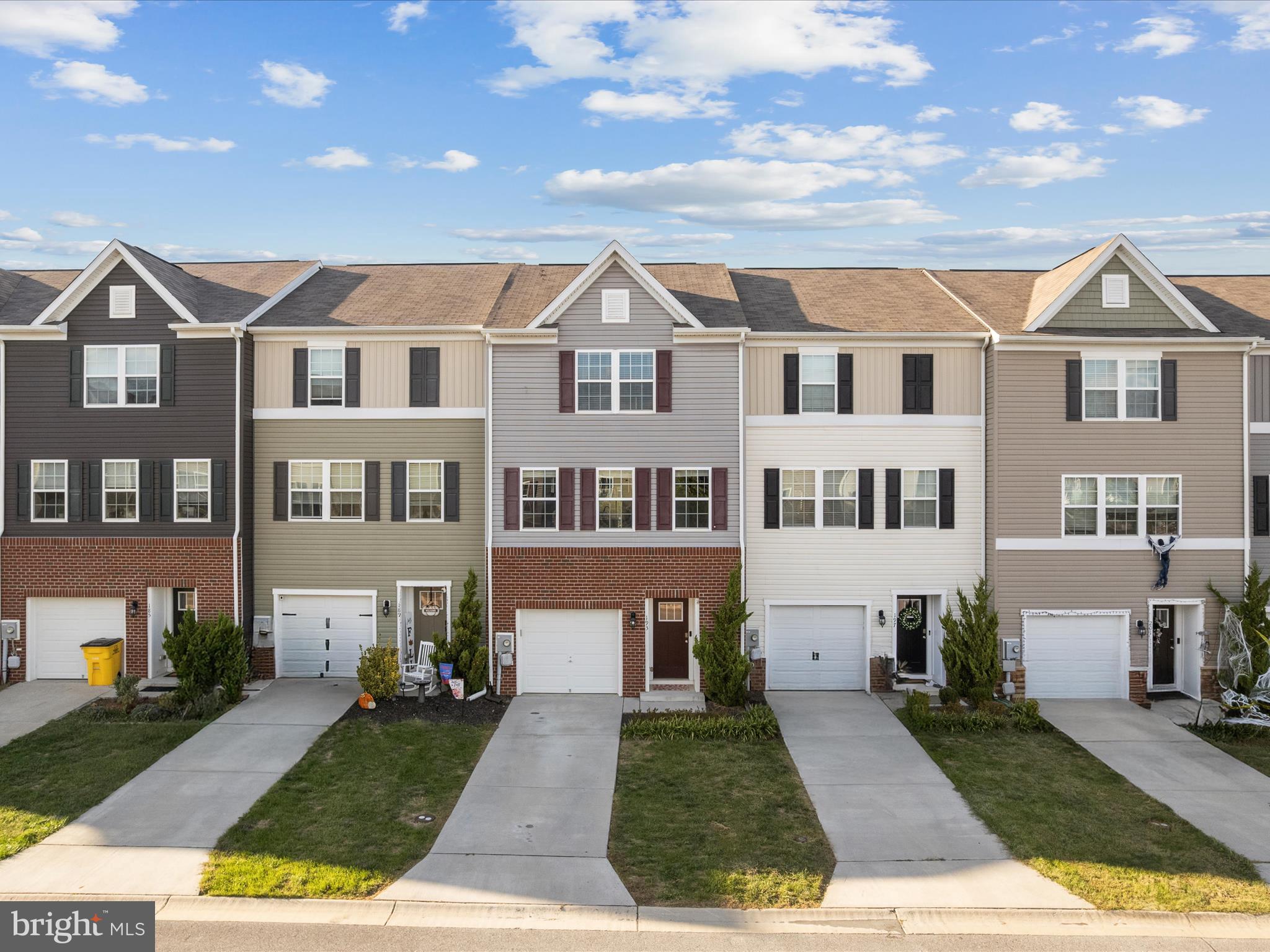 BERKELEY RIDGE - Residential