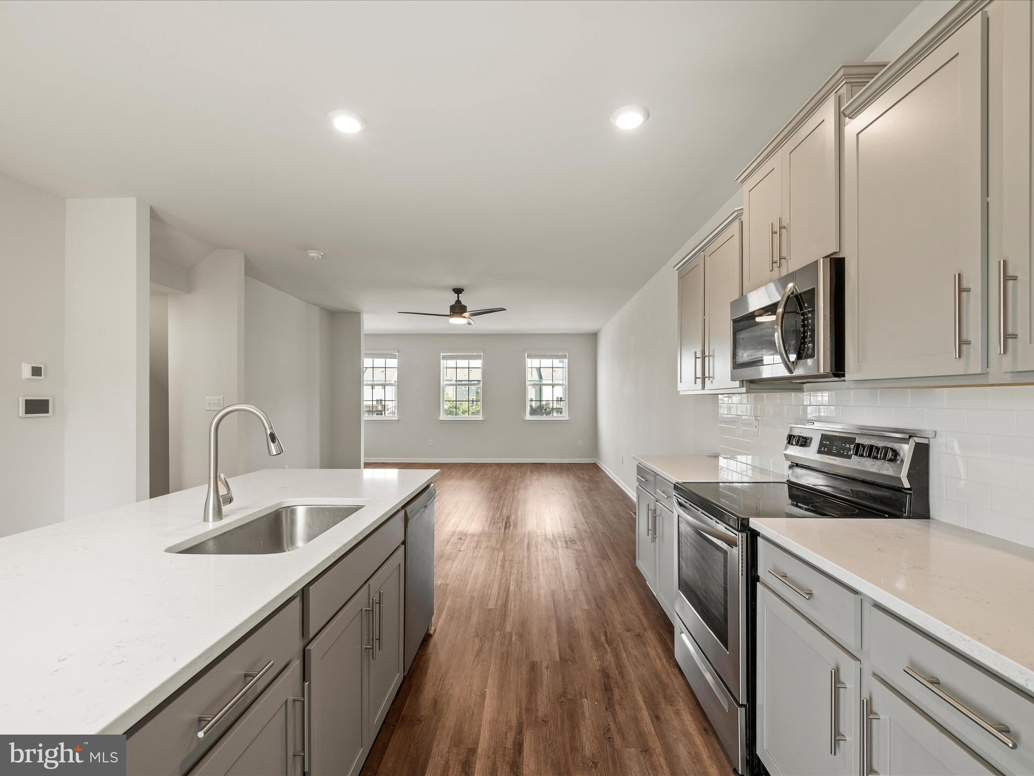 BERKELEY RIDGE - Residential