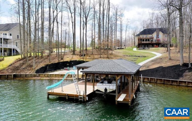 THE WATERS AT LAKE ANNA - Residential