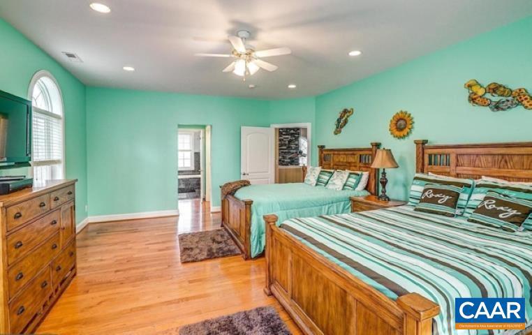 THE WATERS AT LAKE ANNA - Residential