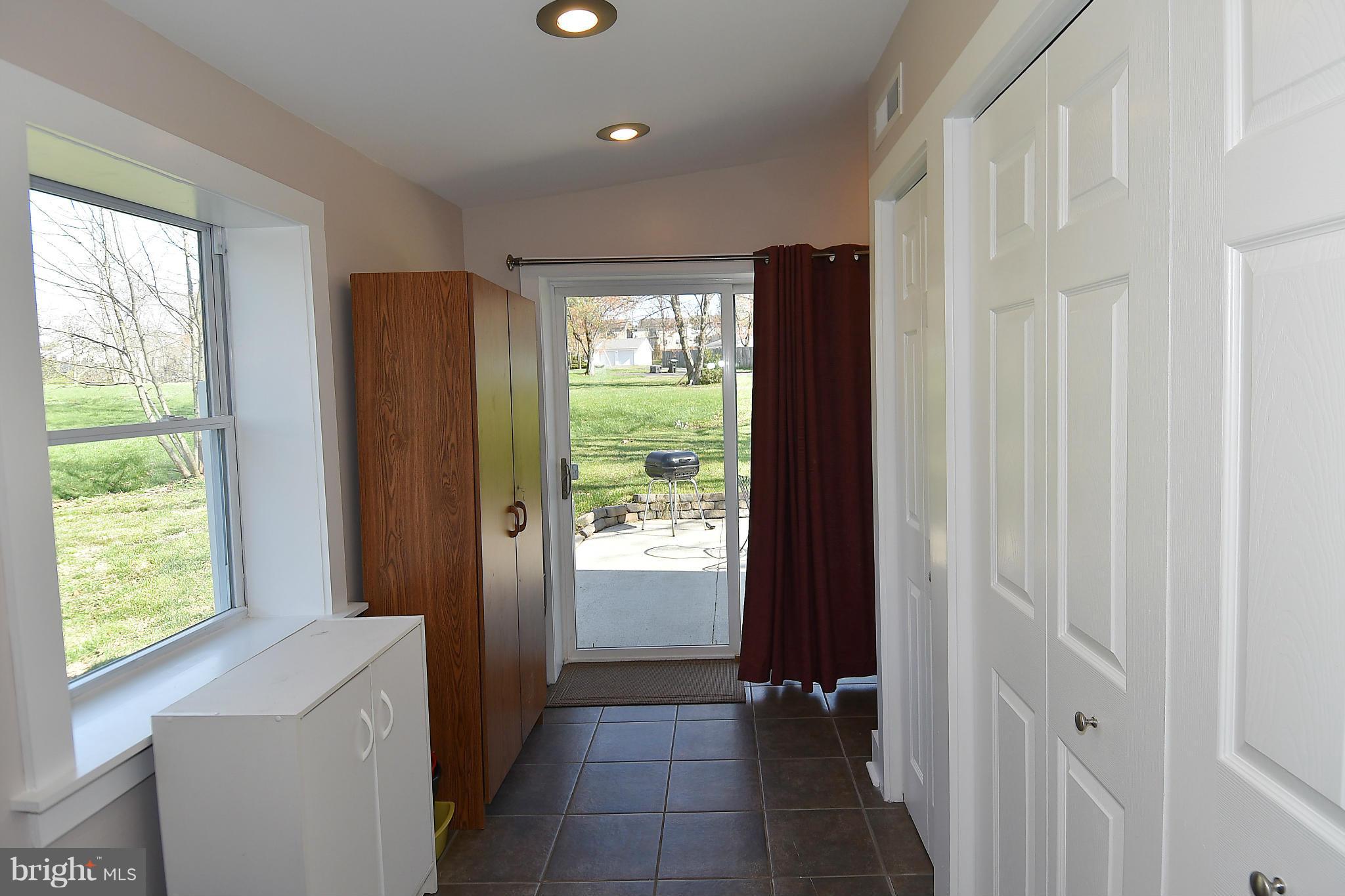 STONEWALL/SUNNYBROOK - Residential