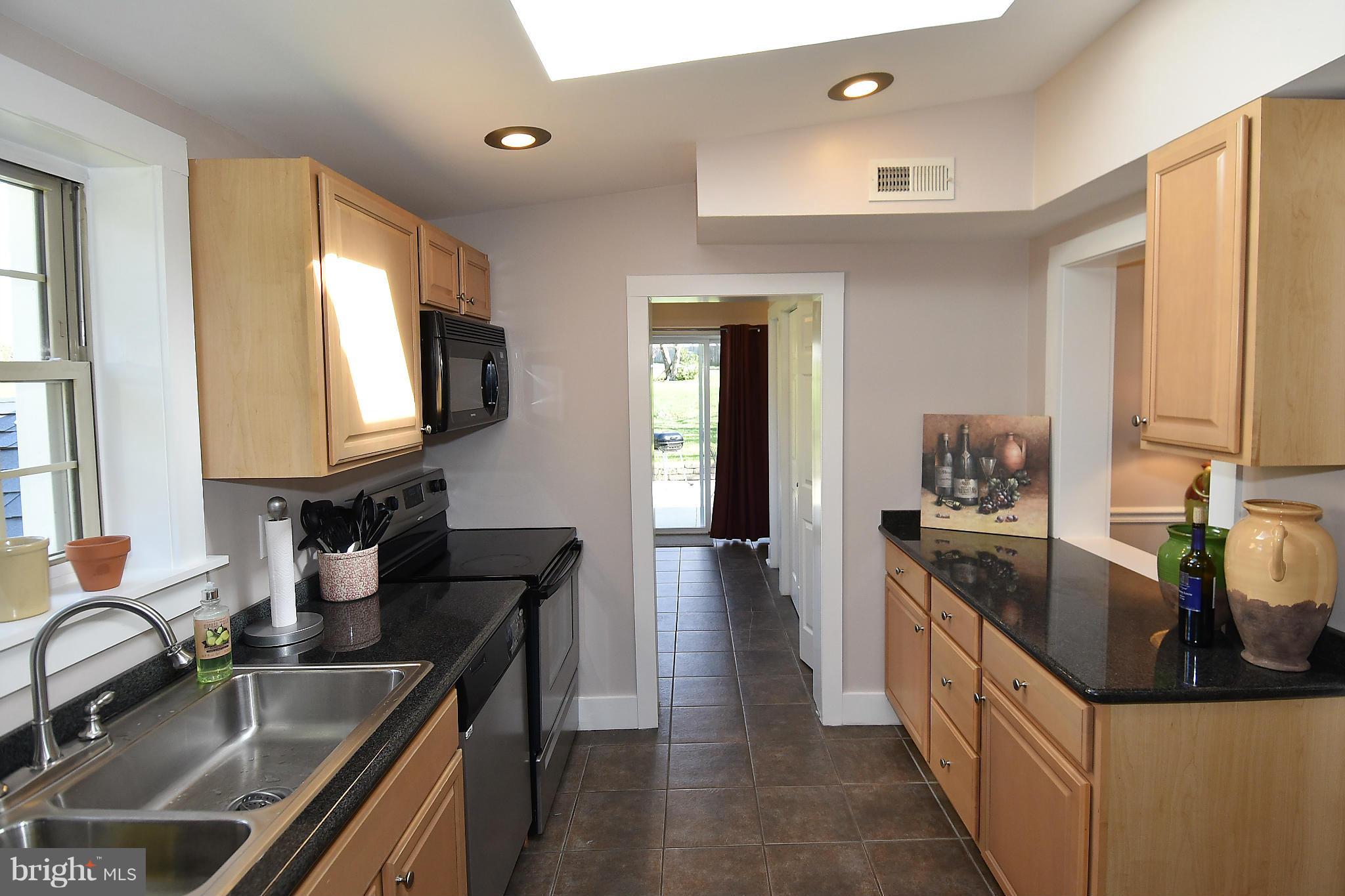 STONEWALL/SUNNYBROOK - Residential