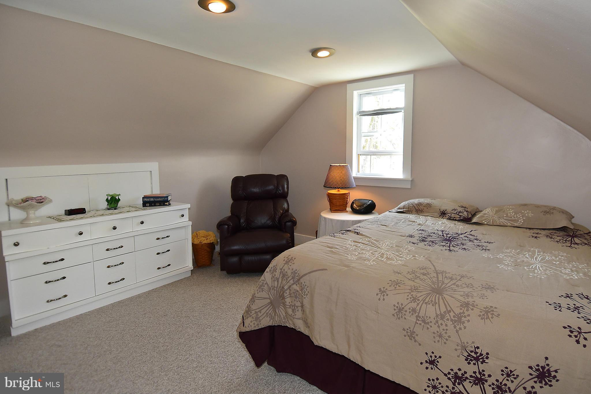 STONEWALL/SUNNYBROOK - Residential