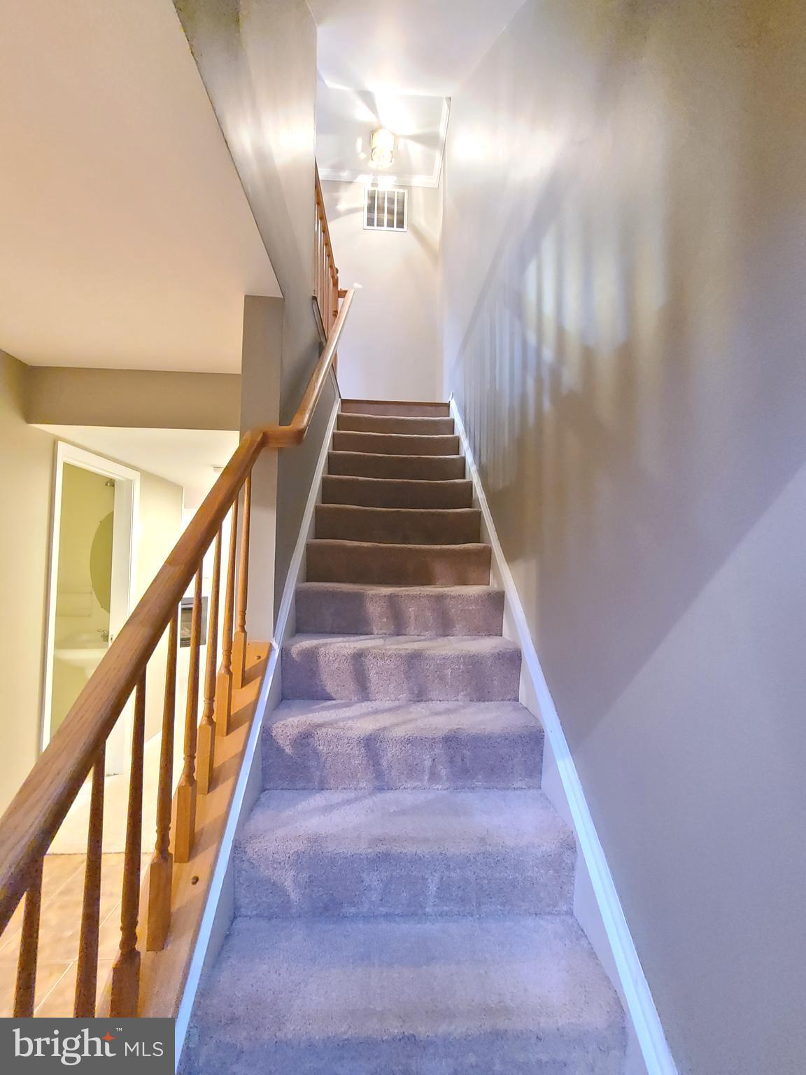 SHERBROOKE CONDO - Residential Lease