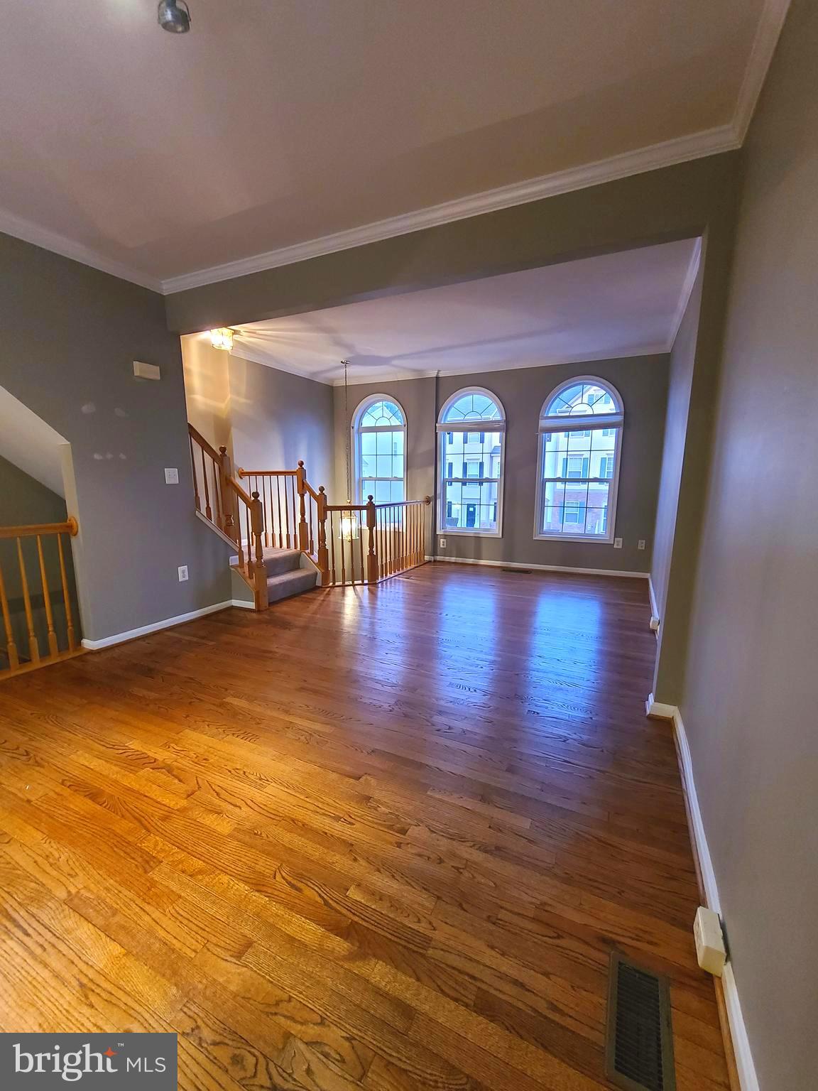 SHERBROOKE CONDO - Residential Lease