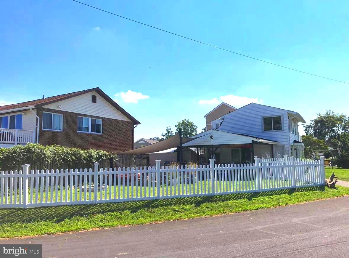 431 SHORE DRIVE