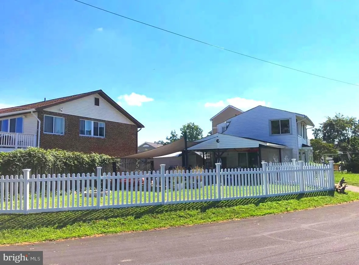 Edgewater, Maryland 21037, United States, 2 Bedrooms Bedrooms, ,2 BathroomsBathrooms,Residential,Coming Soon,178050