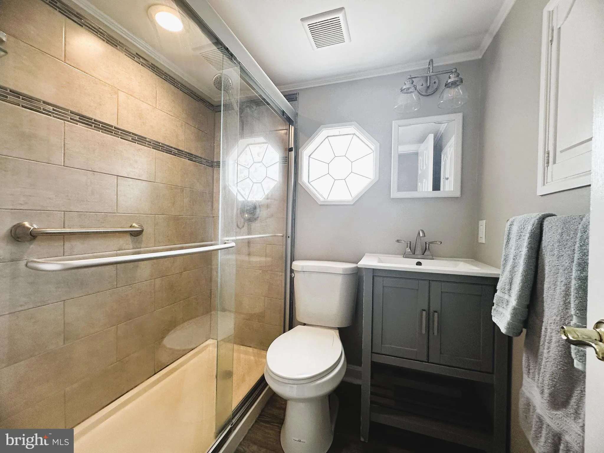 Edgewater, Maryland 21037, United States, 2 Bedrooms Bedrooms, ,2 BathroomsBathrooms,Residential,Coming Soon,178050