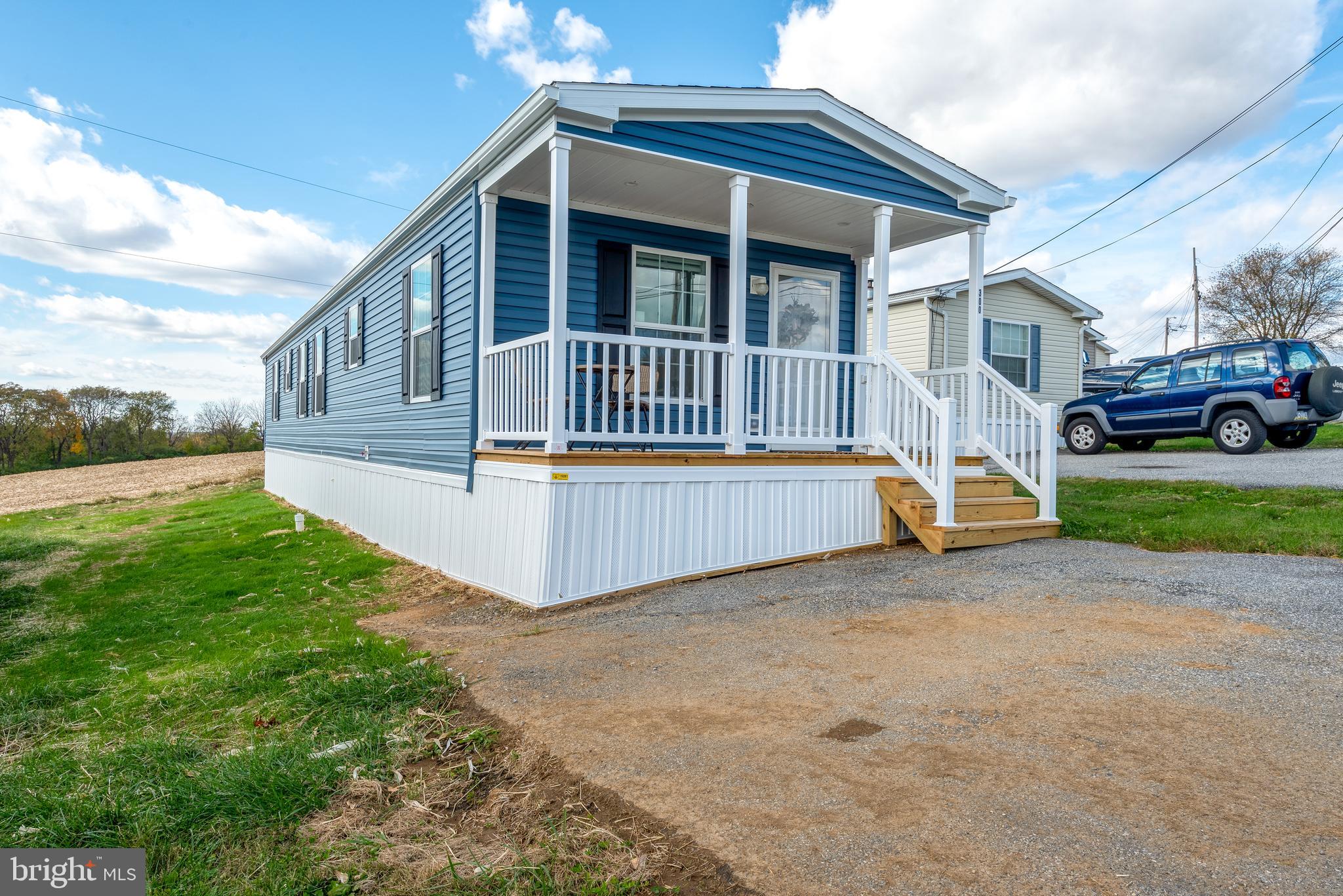 300 PFAUTZ HILL ROAD