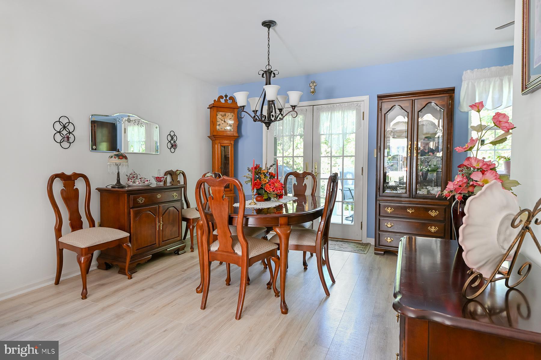 UPLAND VIL - Residential