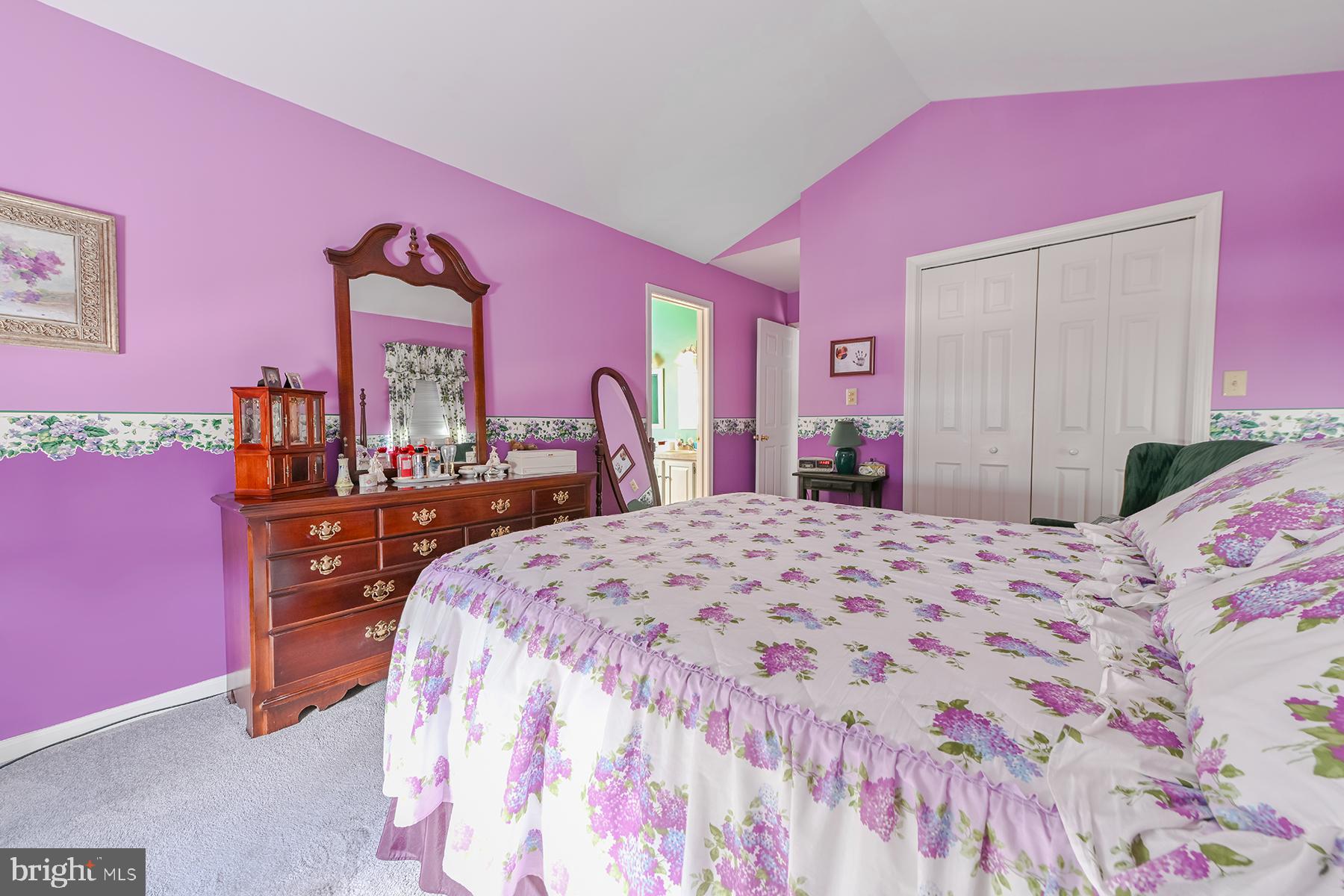 UPLAND VIL - Residential