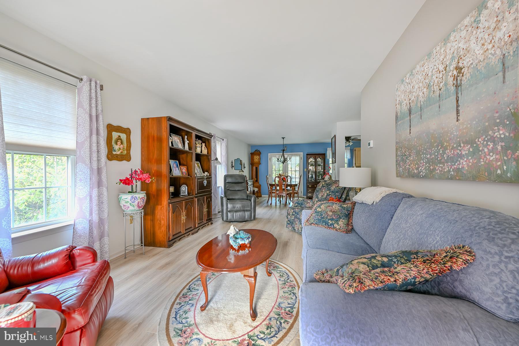 UPLAND VIL - Residential