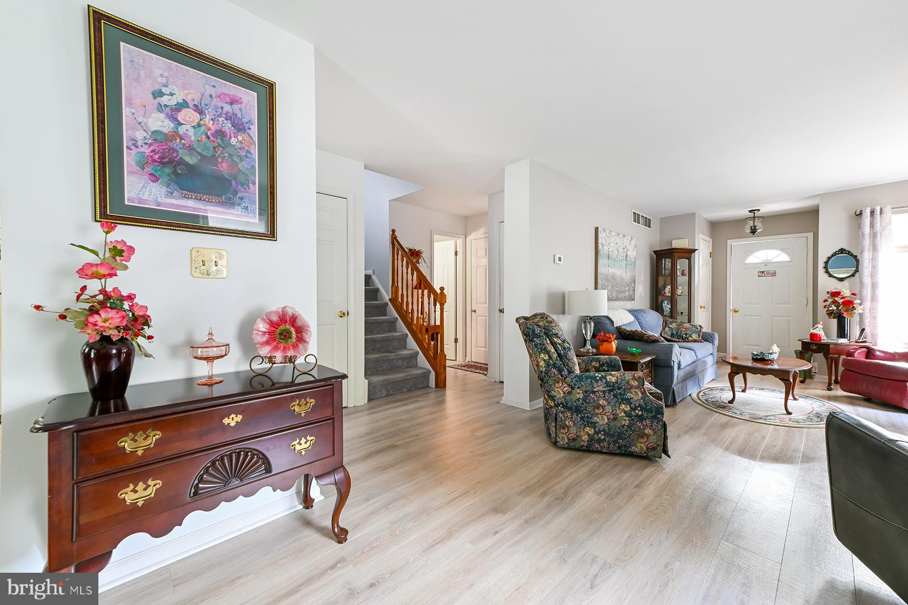 UPLAND VIL - Residential