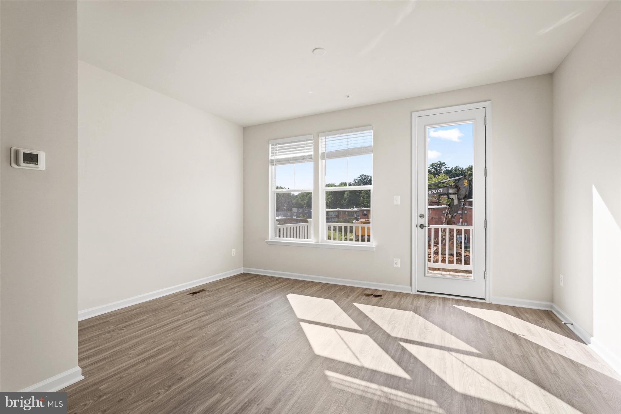 GATEWAY WEST - Residential Lease