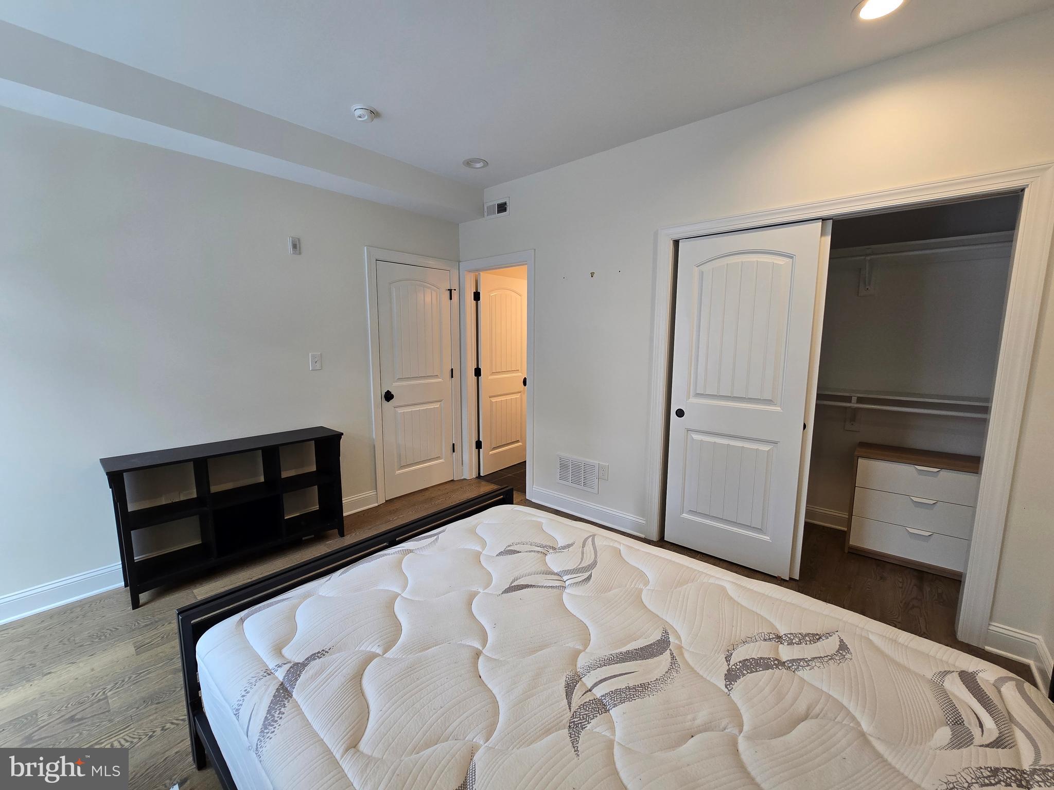 FRANCISVILLE - Residential Lease