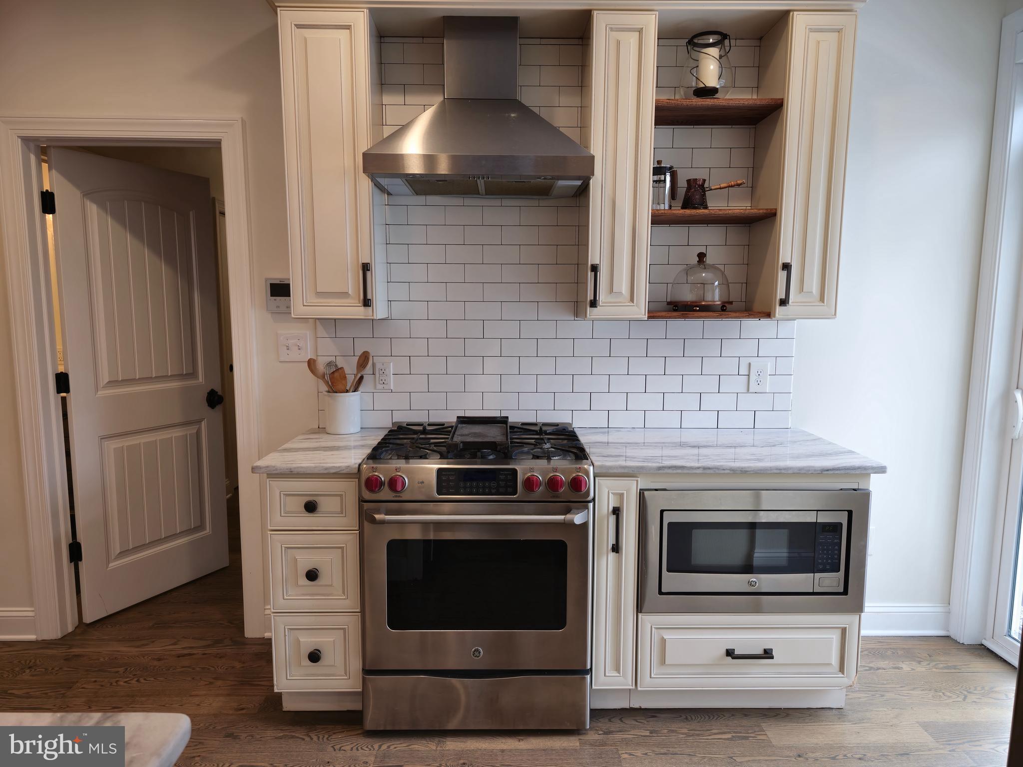 FRANCISVILLE - Residential Lease