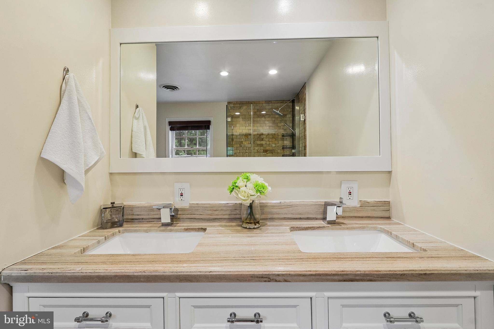 SILVER SPRING - Residential