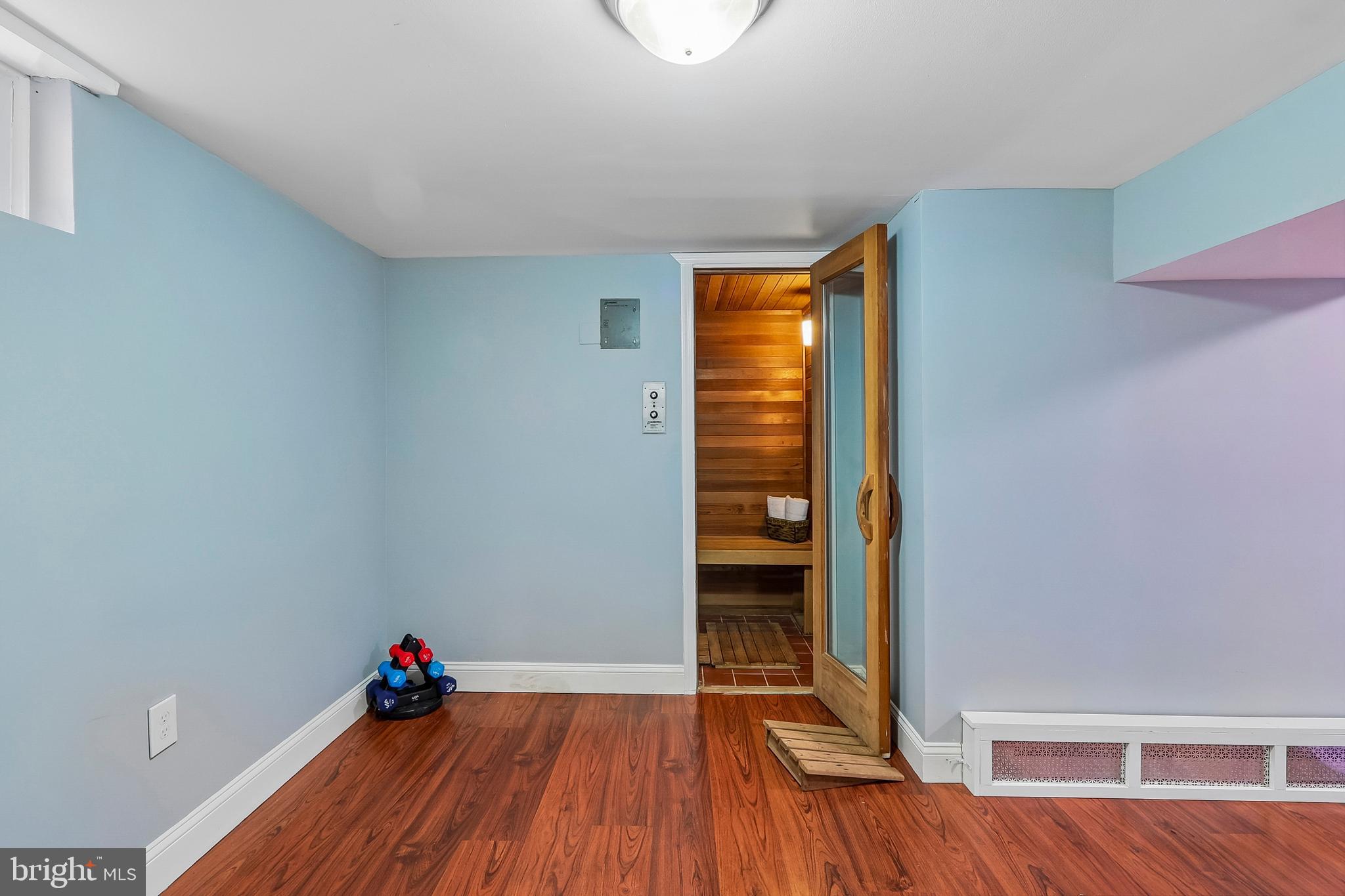 SILVER SPRING - Residential