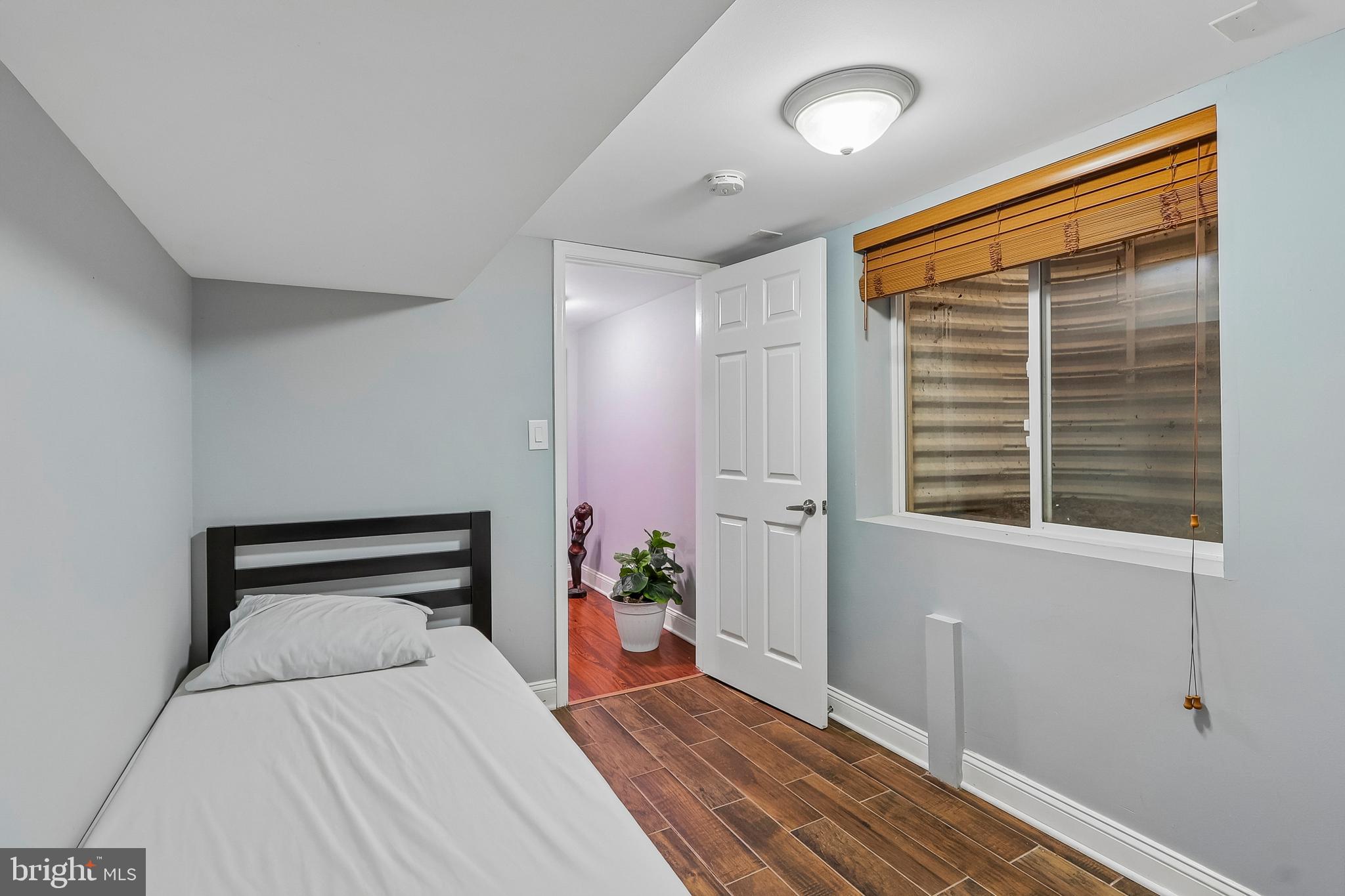 SILVER SPRING - Residential