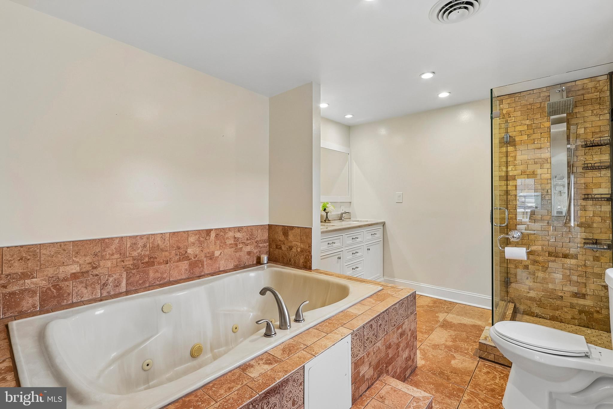 SILVER SPRING - Residential